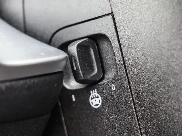 Mercedes-Benz EQB 300