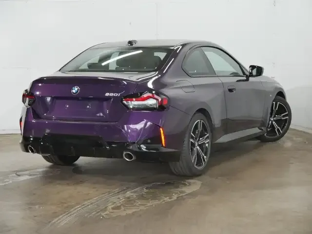 BMW 220