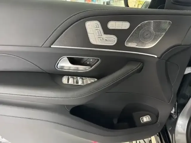 Mercedes-Benz GLS 600