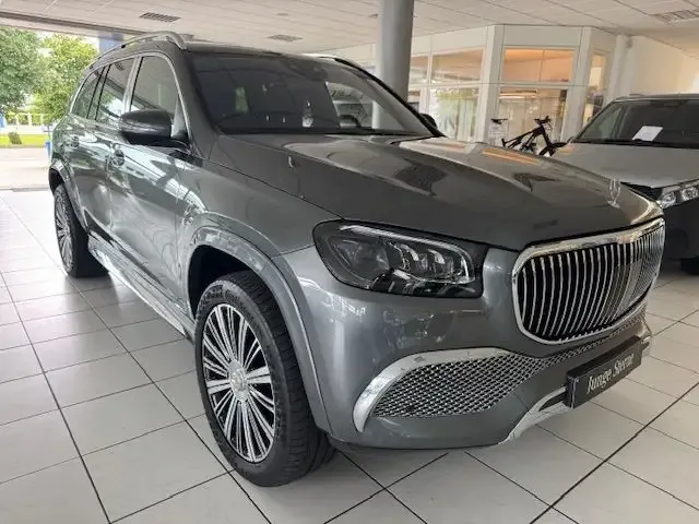Mercedes-Benz GLS 600