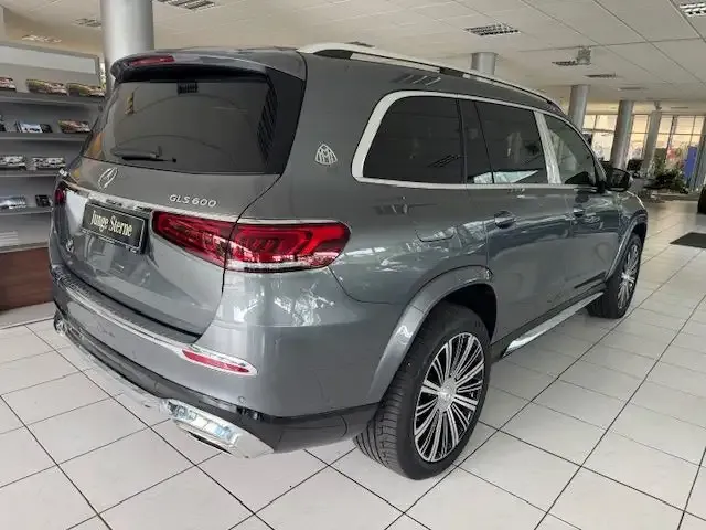 Mercedes-Benz GLS 600