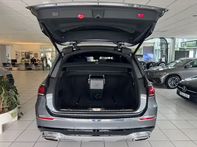 Mercedes-Benz GLS 600