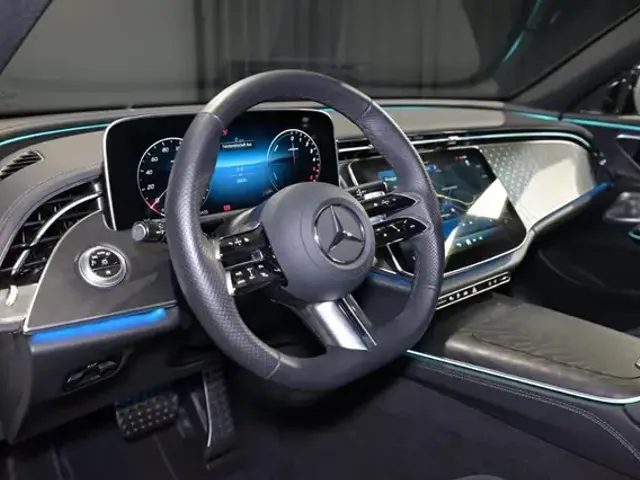 Mercedes-Benz E 300