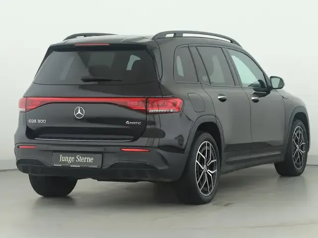 Mercedes-Benz EQB 300