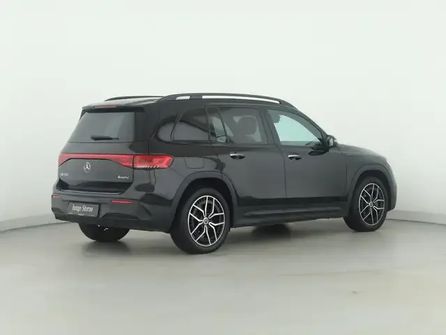 Mercedes-Benz EQB 300