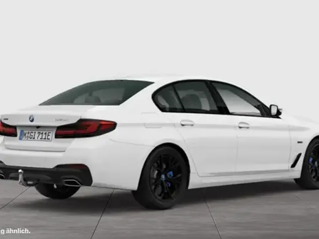 BMW 545