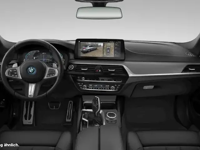 BMW 545