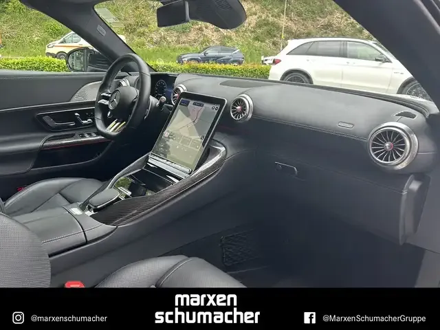 Mercedes-Benz SL 43 AMG