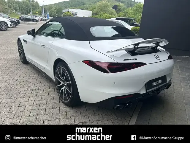 Mercedes-Benz SL 43 AMG