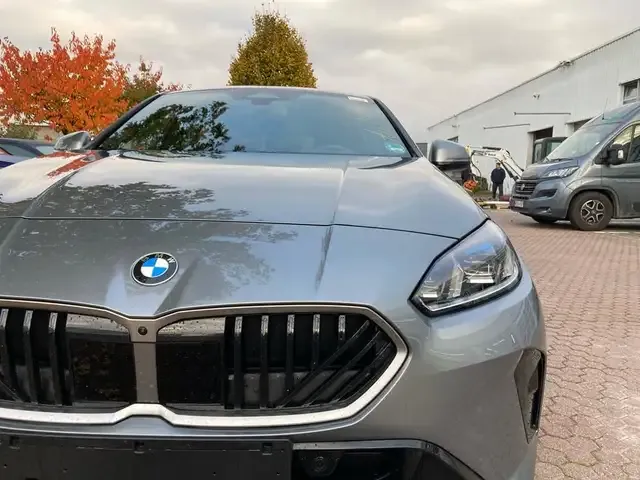 BMW 120