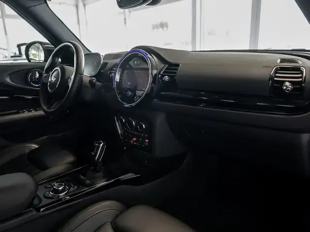 MINI Cooper Clubman