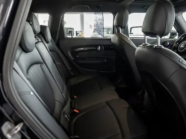 MINI Cooper Clubman