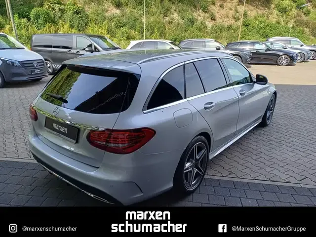 Mercedes-Benz C 180