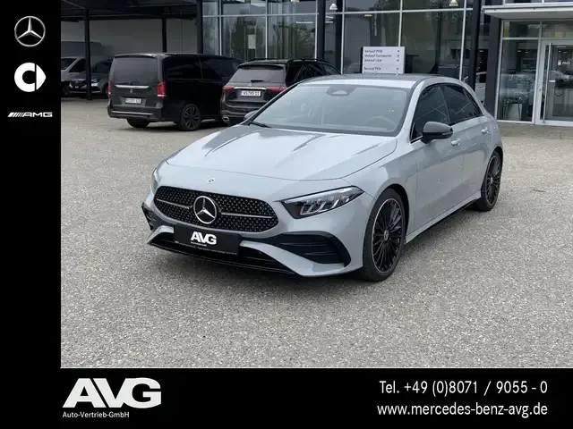 Mercedes-Benz A 180