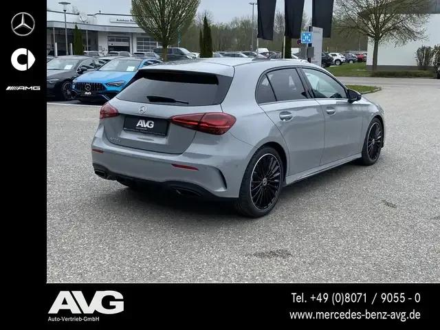 Mercedes-Benz A 180