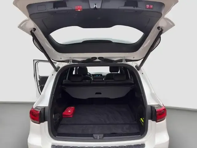 Mercedes-Benz GLB 250