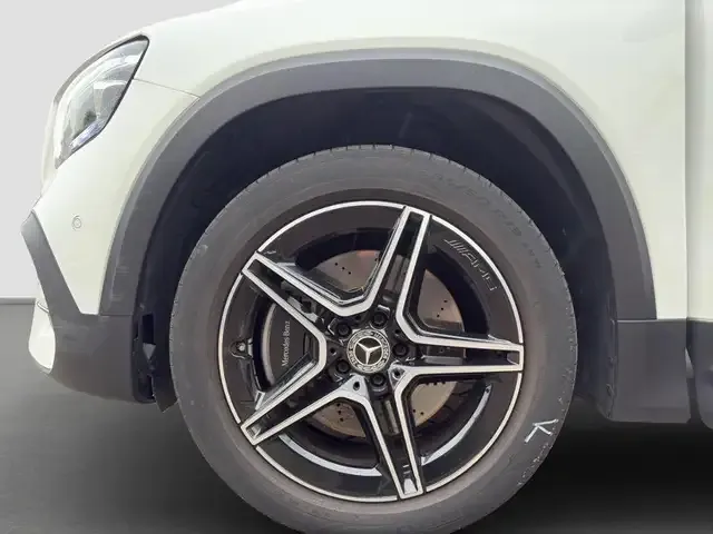 Mercedes-Benz GLB 250