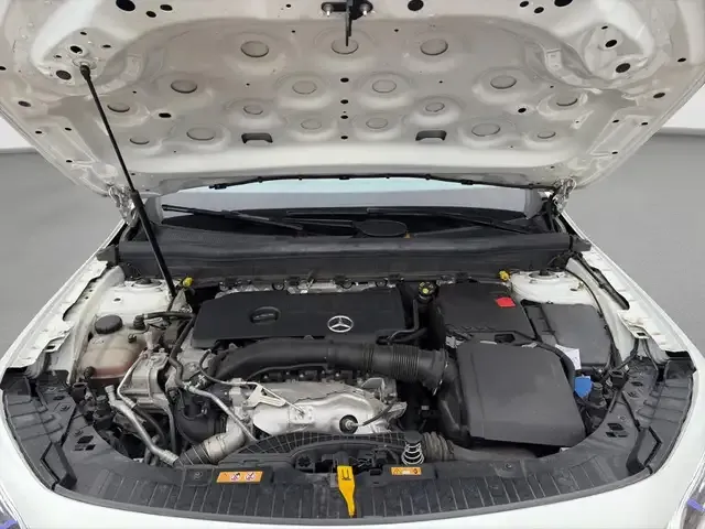 Mercedes-Benz GLB 250