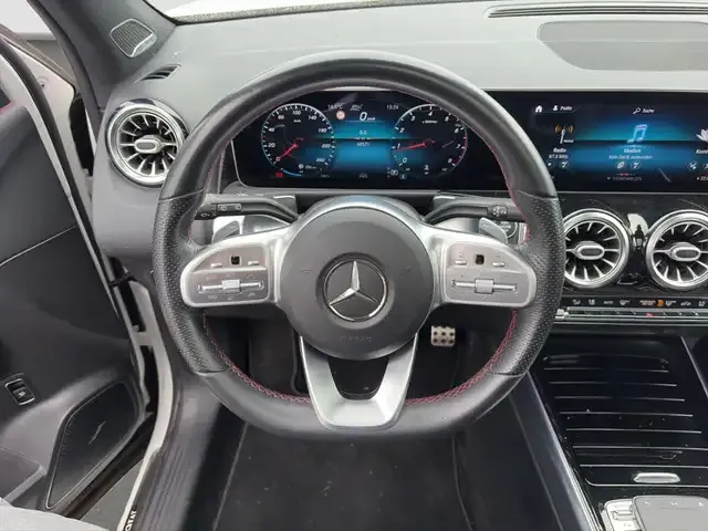 Mercedes-Benz GLB 250