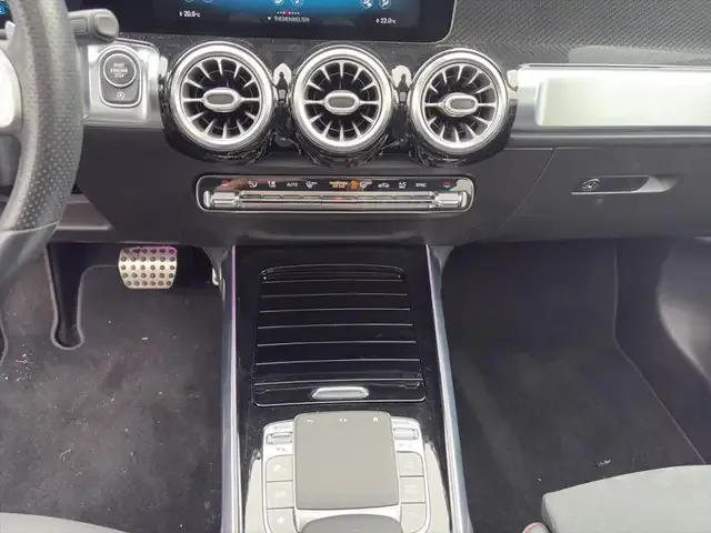 Mercedes-Benz GLB 250