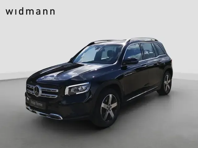 Mercedes-Benz GLB 200