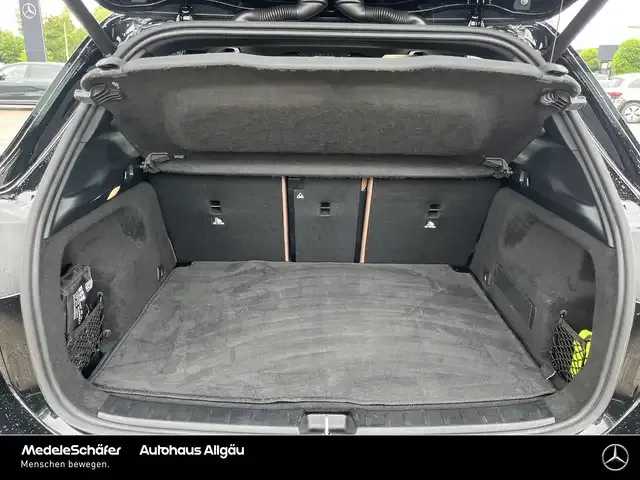Mercedes-Benz GLA 220