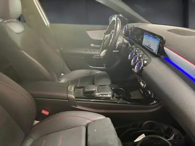 Mercedes-Benz A 250