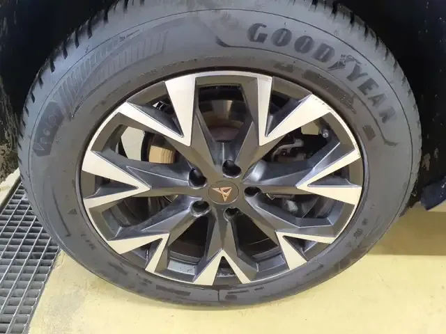 CUPRA Terramar