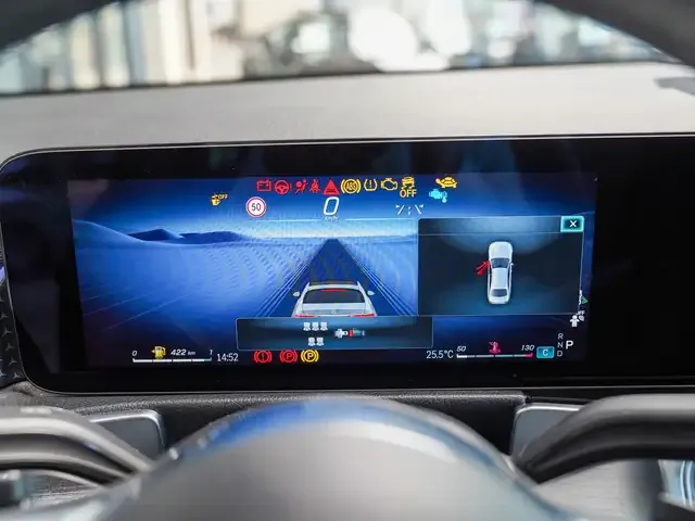 Mercedes-Benz GLB 200