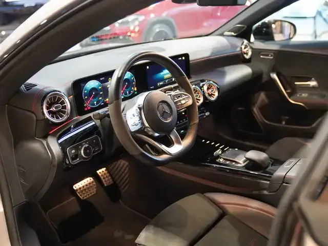 Mercedes-Benz CLA 250