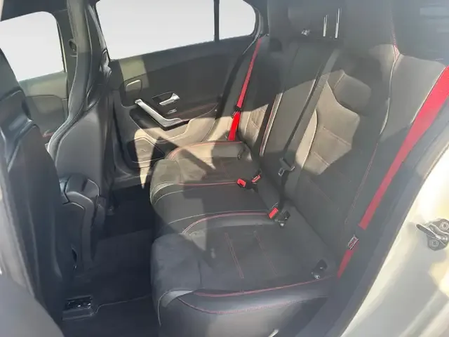 Mercedes-Benz A 45 AMG
