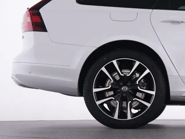 Volvo V90 Cross Country