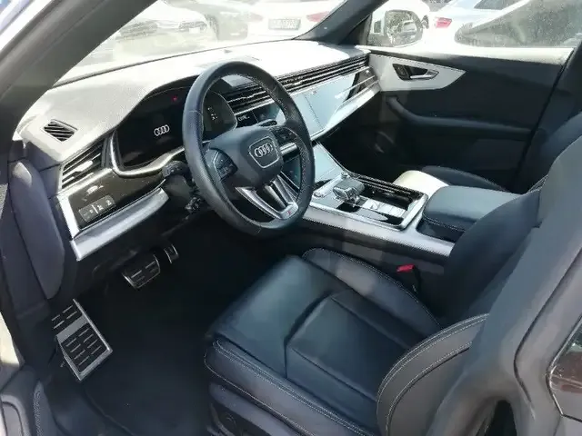 Audi SQ8