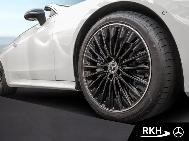 Mercedes-Benz CLE 200