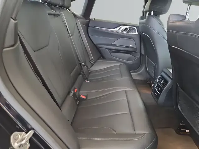 BMW 440