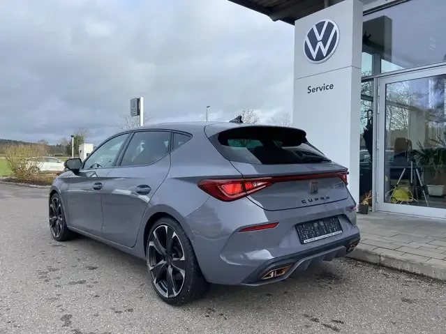 CUPRA Leon