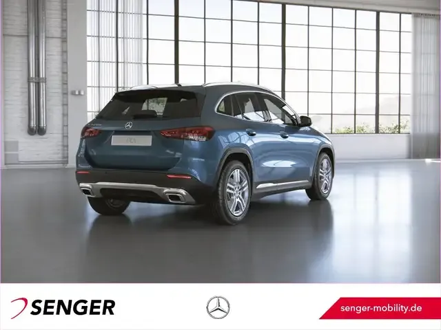 Mercedes-Benz GLA 250