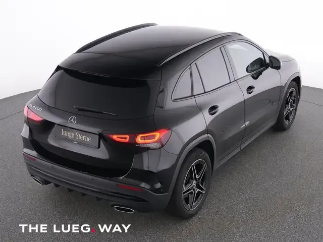 Mercedes-Benz GLA 200
