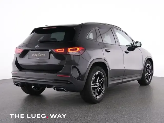 Mercedes-Benz GLA 200