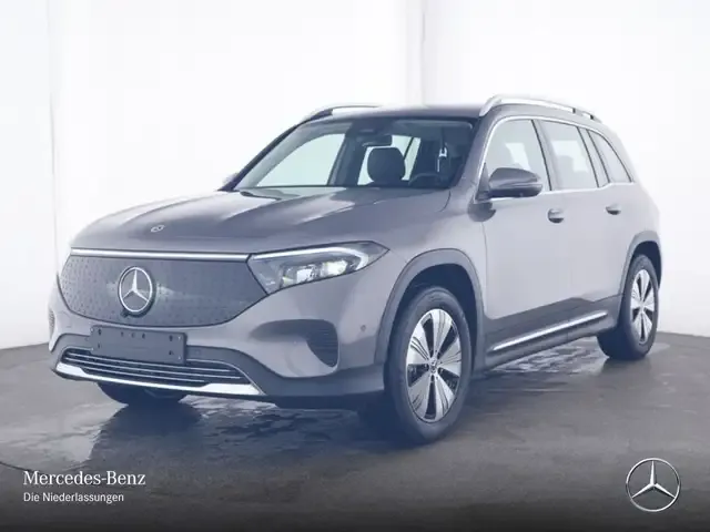 Mercedes-Benz EQB 300