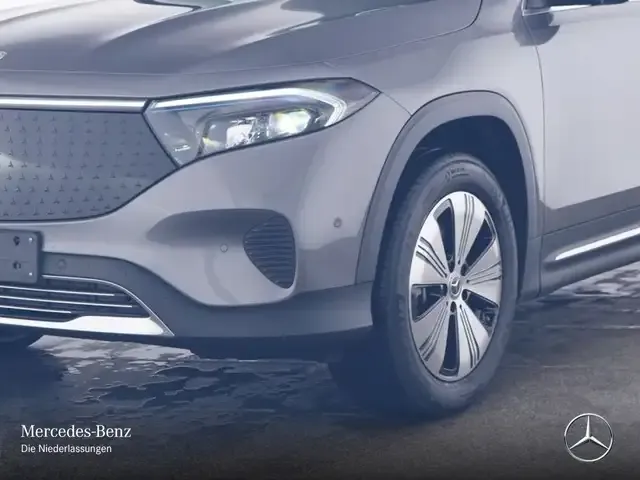 Mercedes-Benz EQB 300