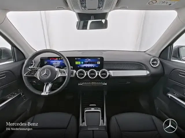 Mercedes-Benz EQB 300