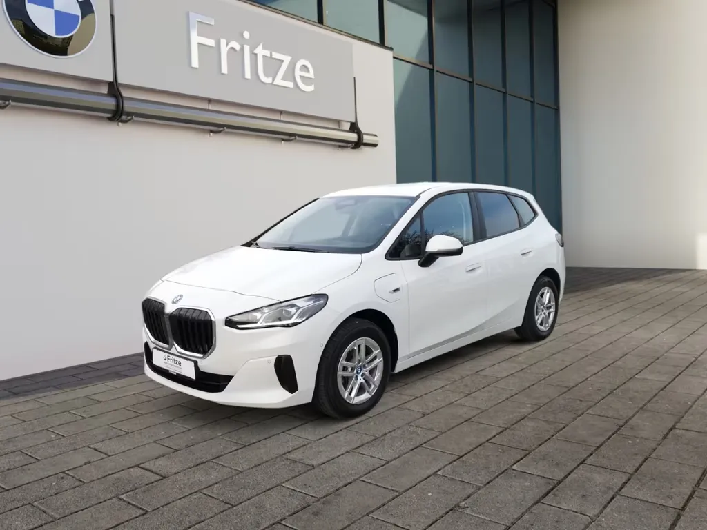 BMW 225