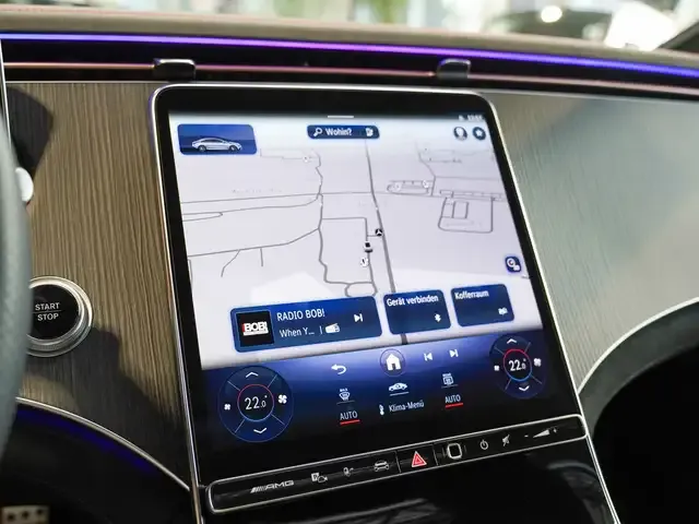 Mercedes-Benz EQE 43