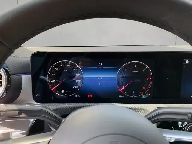 Mercedes-Benz CLA 220
