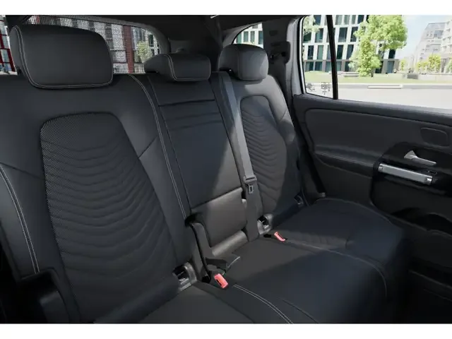 Mercedes-Benz EQB 250