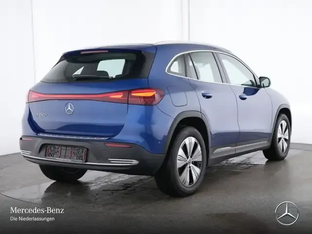 Mercedes-Benz EQA 250