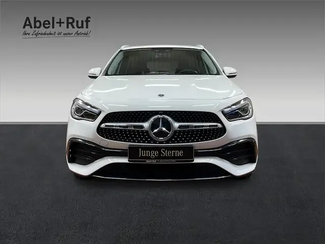 Mercedes-Benz GLA 250