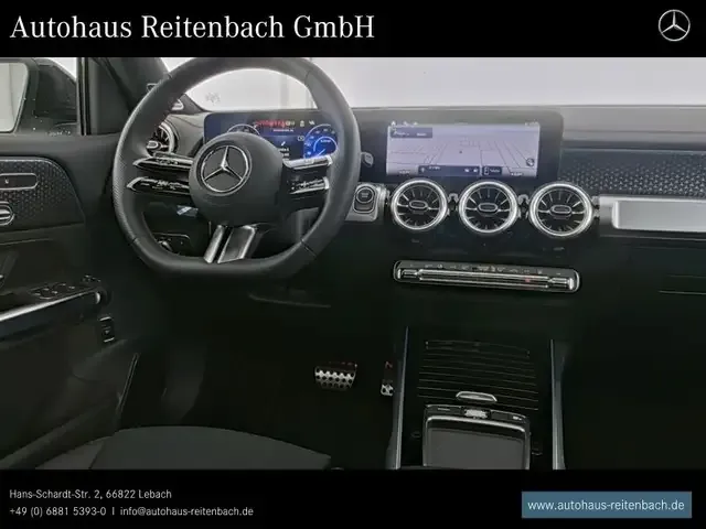 Mercedes-Benz EQB 300