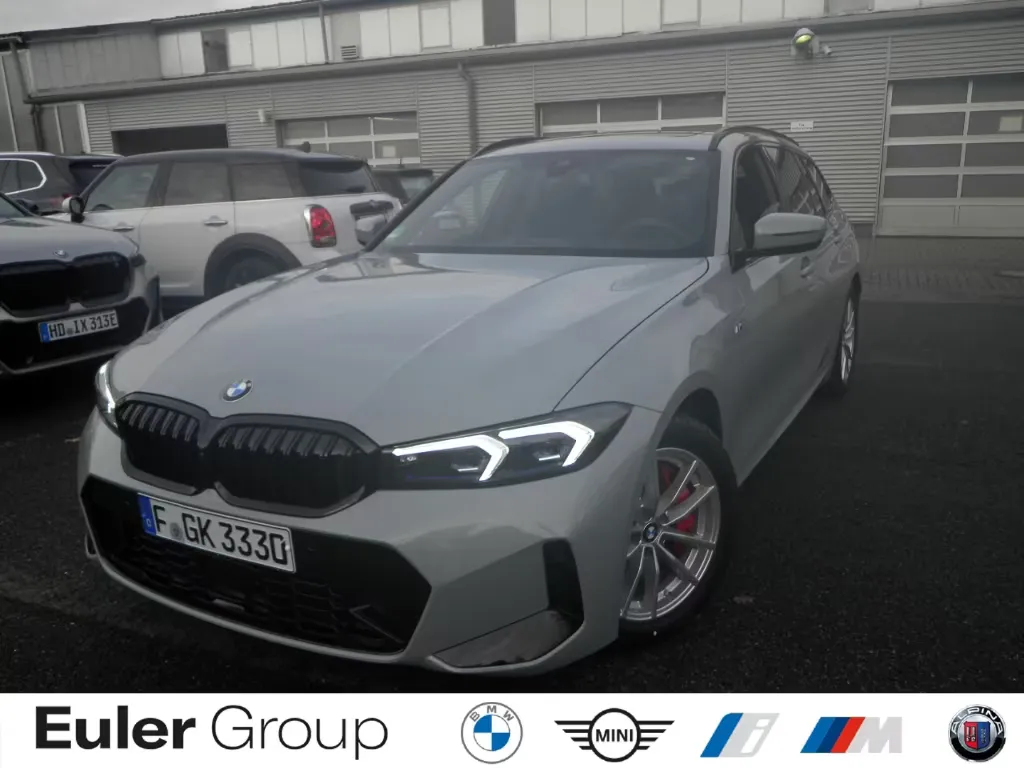 BMW 320